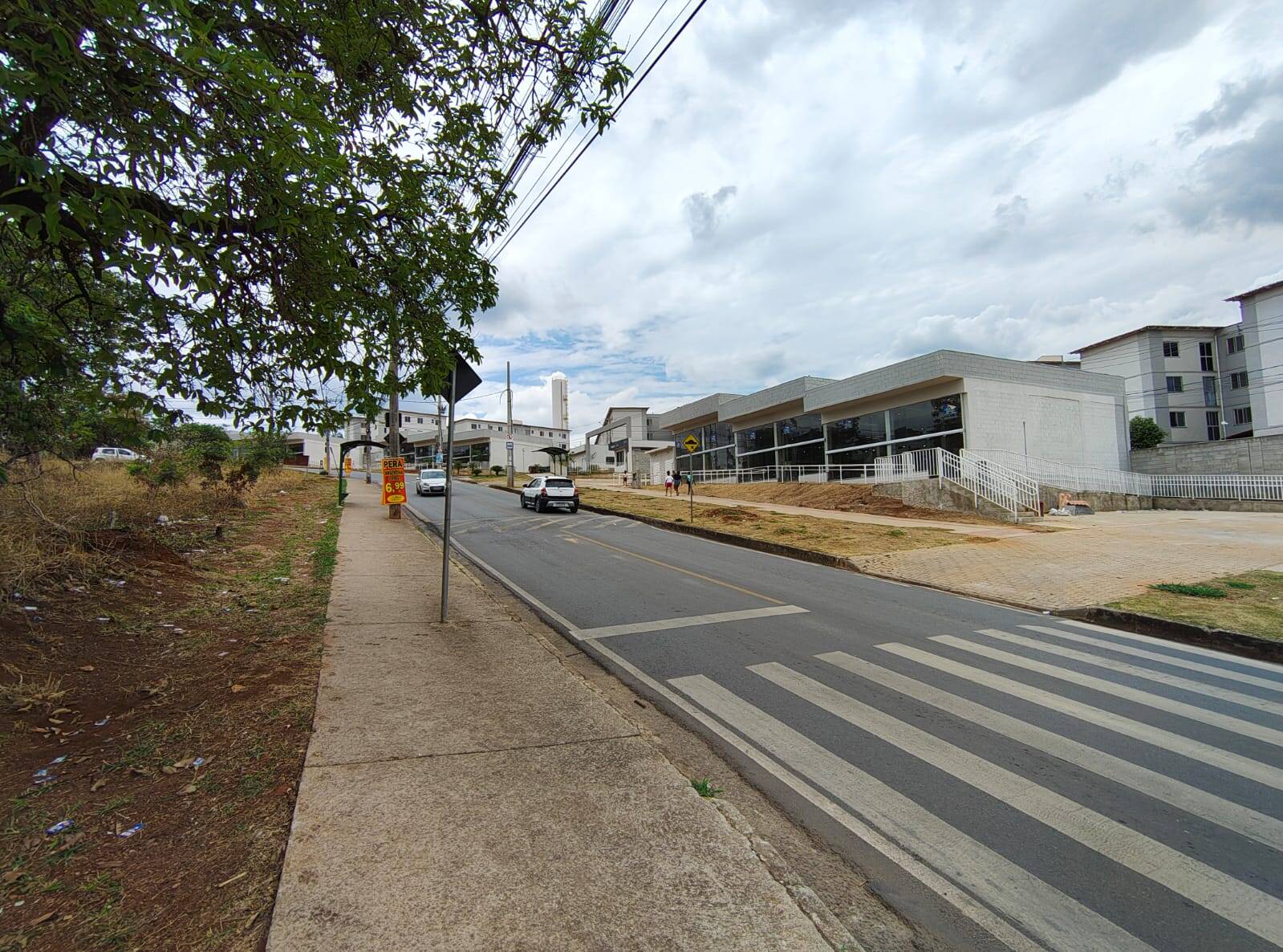 #081115 - Área para Venda em Contagem - MG