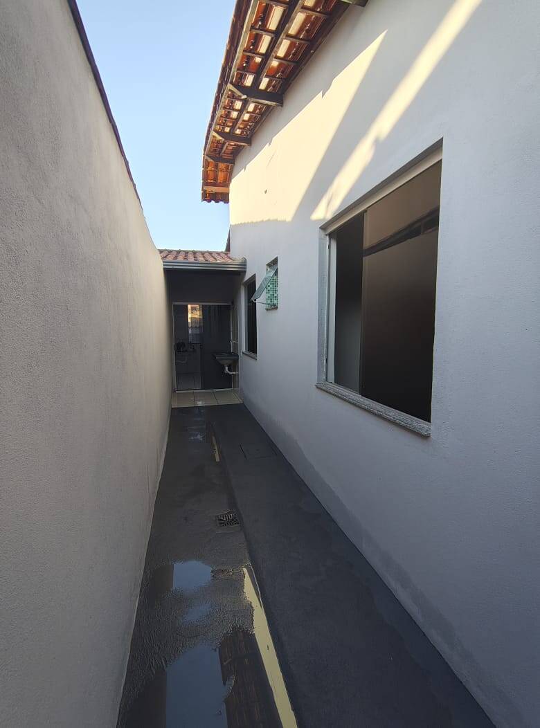 #OI081133 - Casa para Venda em São Joaquim de Bicas - MG