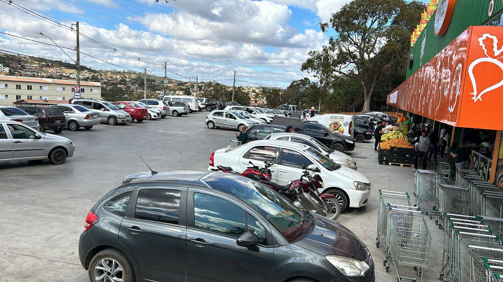 #OI081175 - Terreno para Venda em Contagem - MG