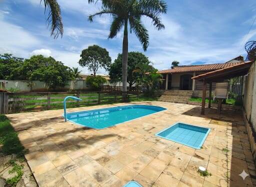 #OI081160 - Casa para Venda em Juatuba - MG