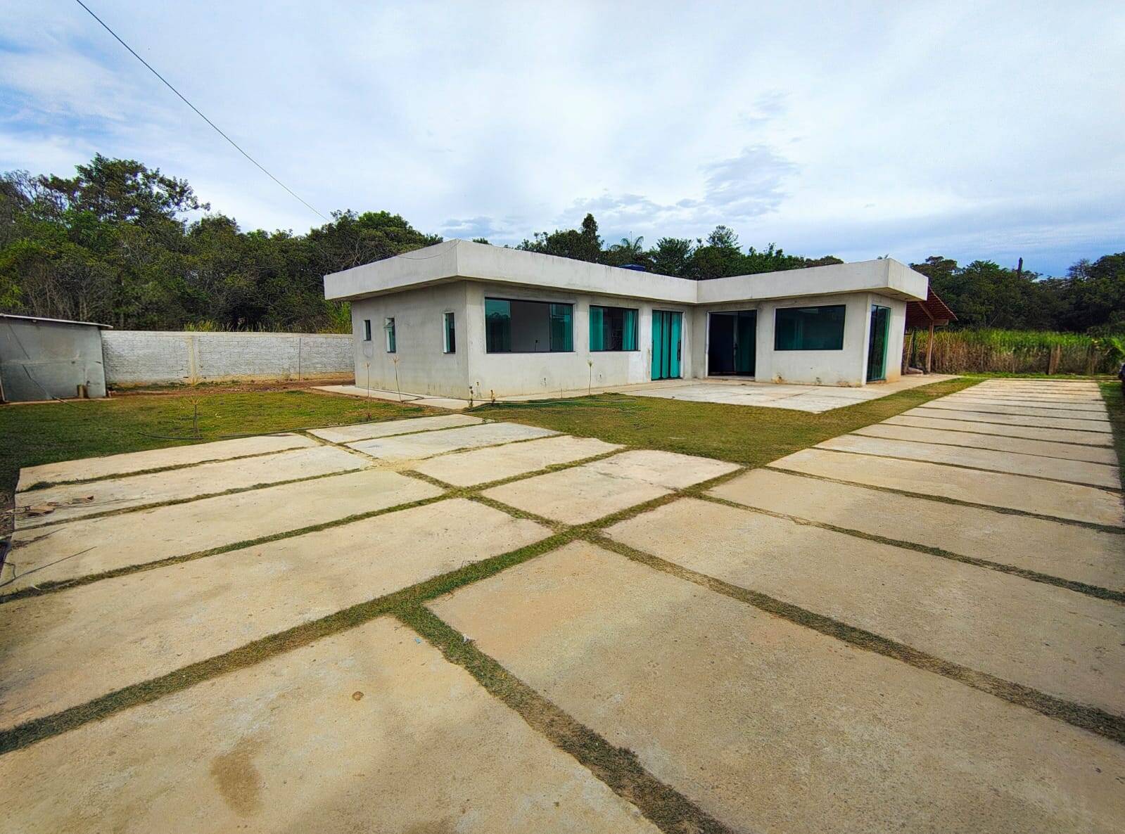 #OI081210 - Casa para Venda em Contagem - MG