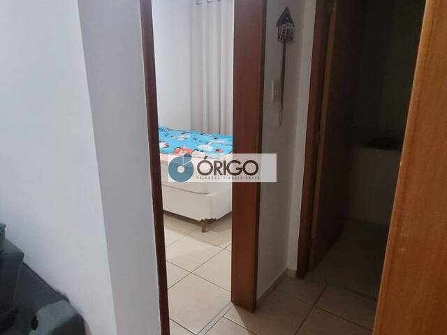 Apartamento para Venda em Contagem - 5