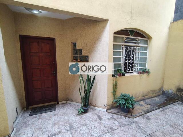 #OI081162 - Casa Geminada para Venda em Contagem - MG