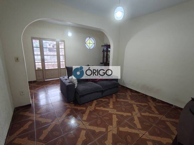 Casa para Venda em Contagem - 2