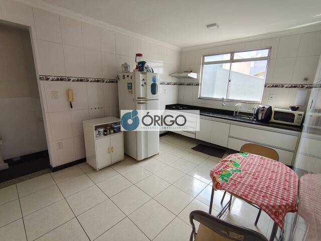 Apartamento para Venda em Contagem - 3