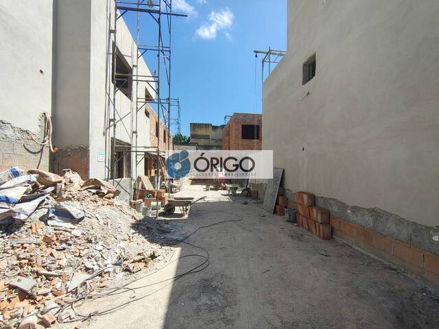 Casa para Venda em Contagem - 3